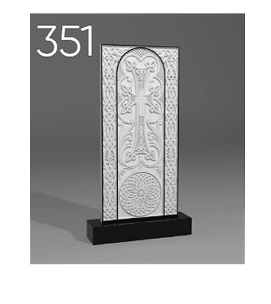 Резной памятник 351