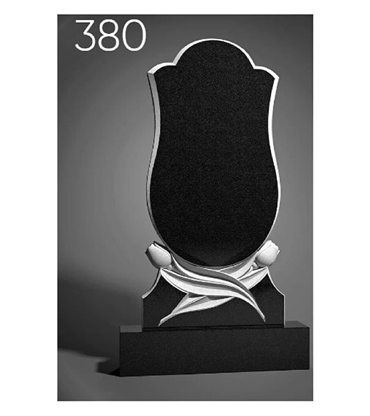 Резной памятник 380