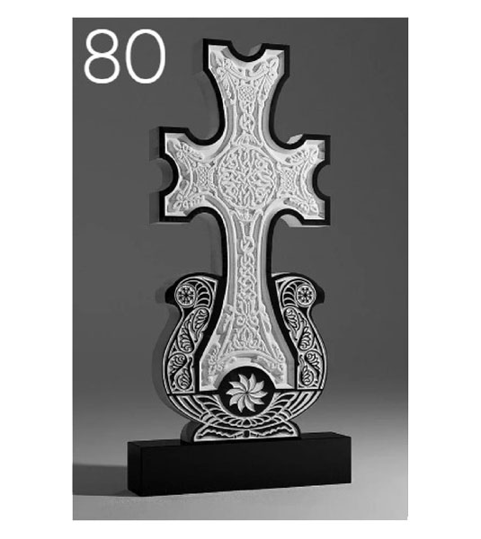 Резной памятник 80